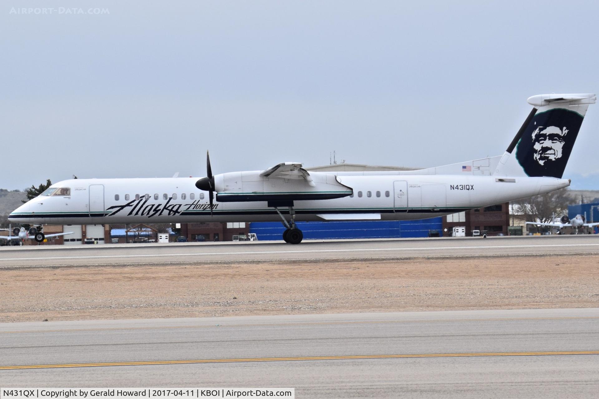 N431QX, 2007 Bombardier DHC-8-402 Dash 8 C/N 4164, Landing roll out on RWY 10L.