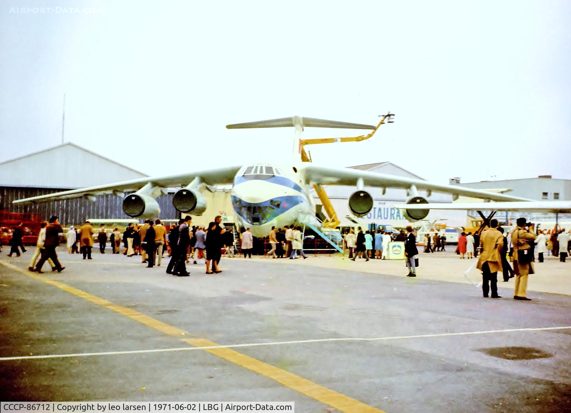 CCCP-86712, Ilyushin IL-76 C/N 01 01, Paris Air show 2.6.1971