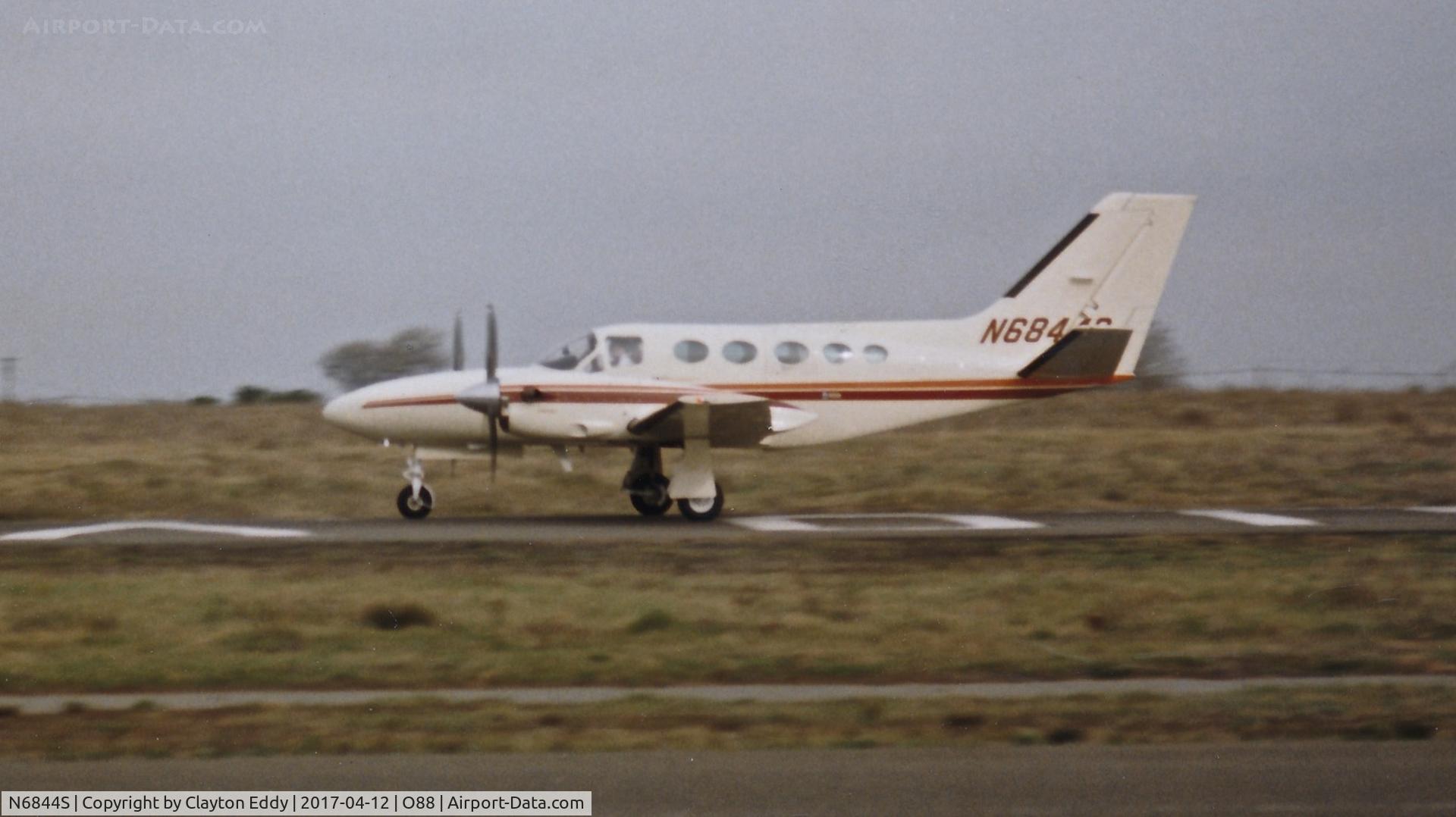 N6844S, 1981 Cessna 425 Conquest I C/N 425-0065, Old Rio Vista Airport in California 1980's