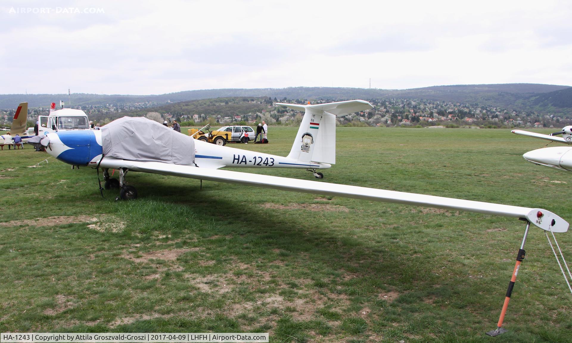HA-1243, ICA-Brasov IS-28M2/G C/N 68, Farkashegy Airfield, Hungary