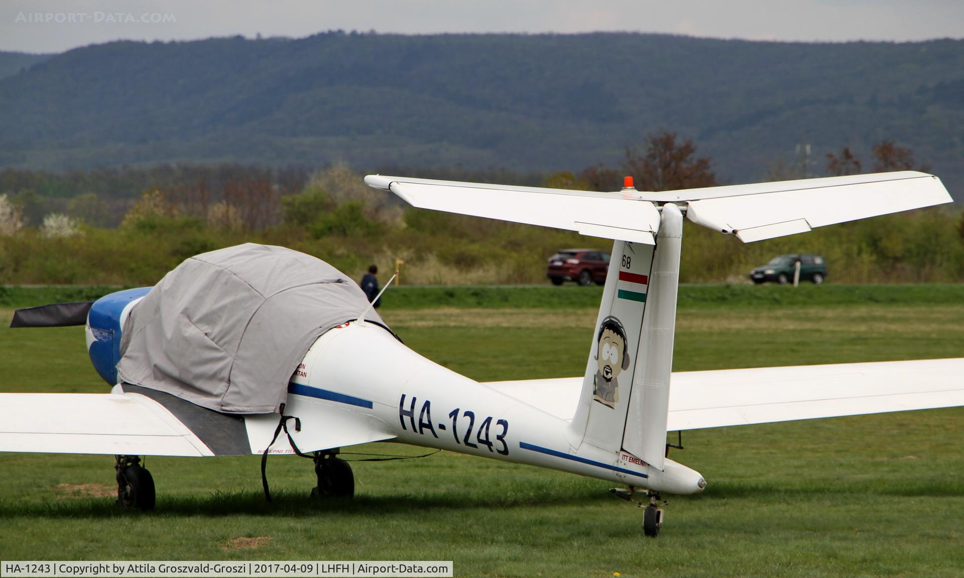 HA-1243, ICA-Brasov IS-28M2/G C/N 68, Farkashegy Airfield, Hungary