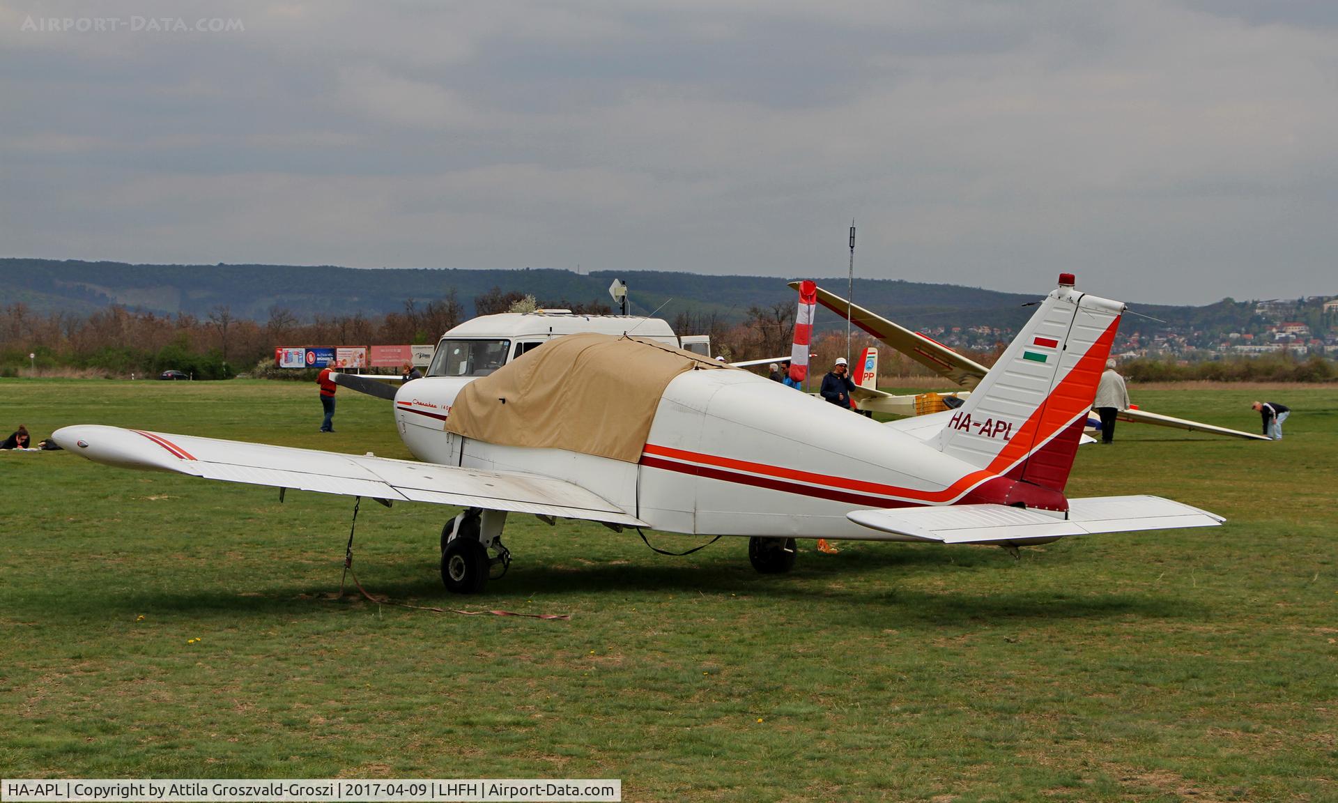 HA-APL, 1969 Piper PA-28-140 Cherokee Cruiser C/N 28-25362, Farkashegy Airfield, Hungary