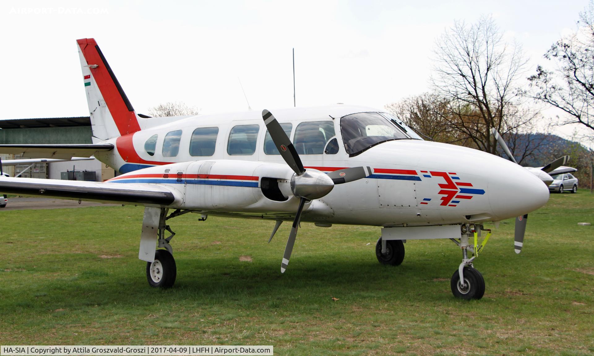HA-SIA, 1974 Piper PA-31-350 Chieftain C/N 31-7405429, Farkashegy Airfield, Hungary