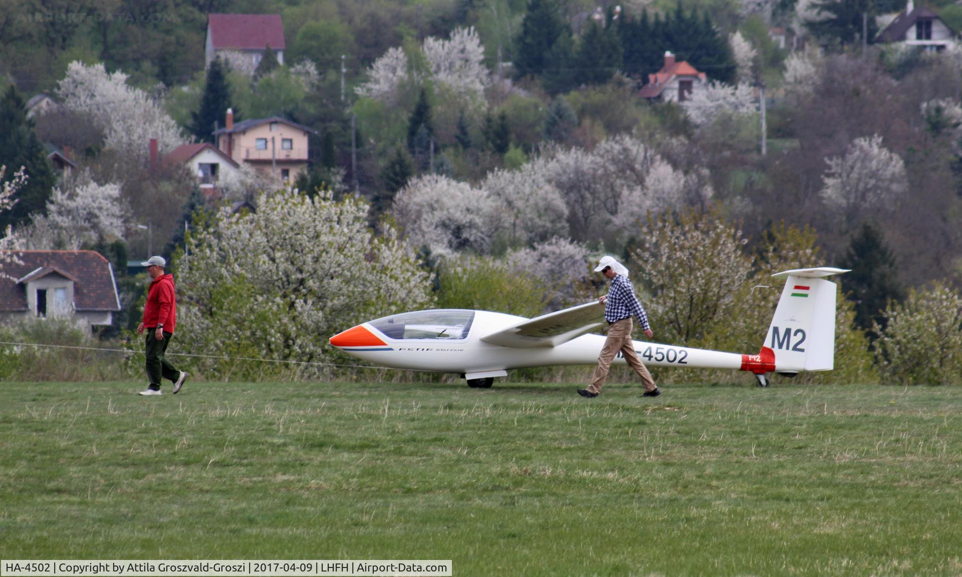 HA-4502, 1979 Grob G-102 Astir CS77 C/N 1800, Farkashegy Airfield, Hungary