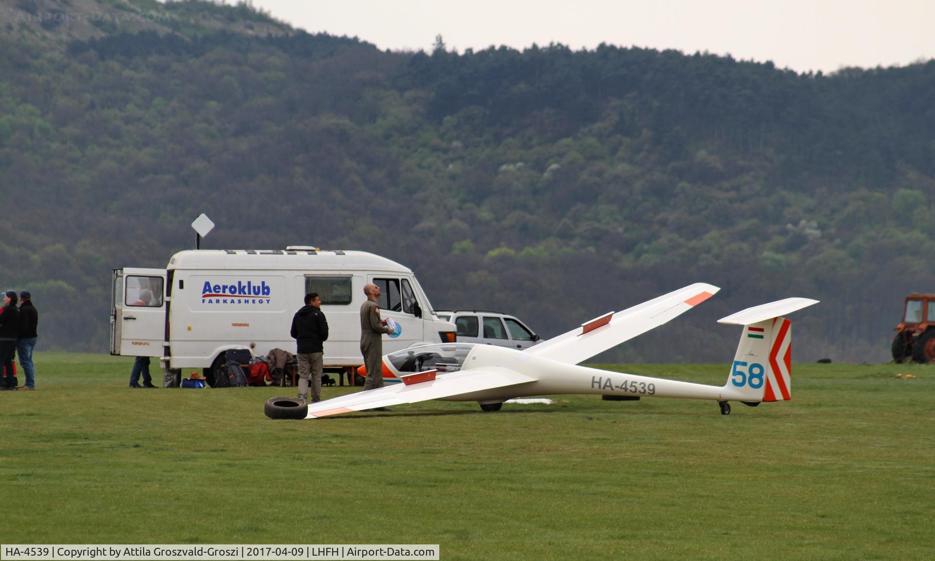 HA-4539, 1980 Grob G-102 Astir CS Jeans C/N 2220, Farkashegy Airfield, Hungary