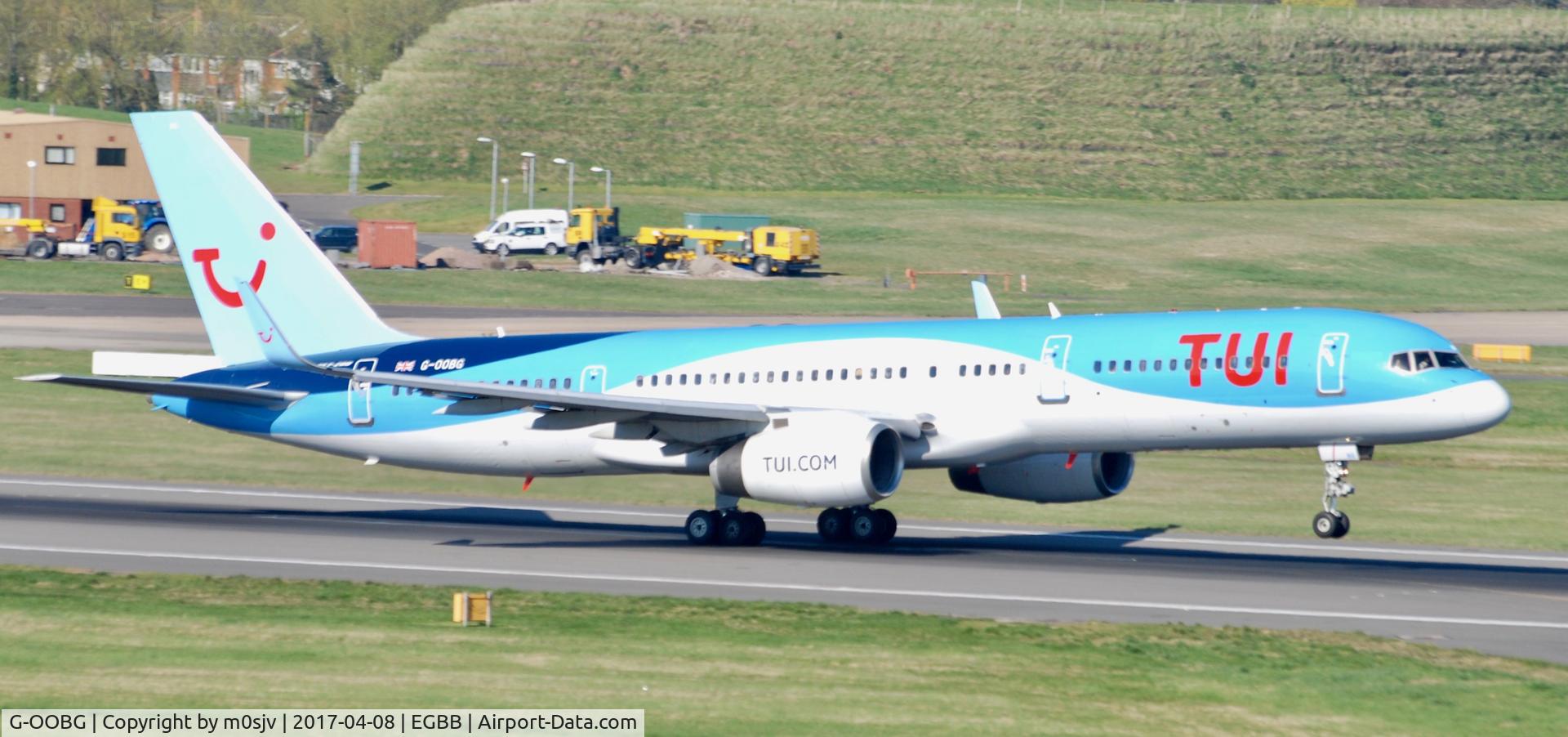 G-OOBG, 1999 Boeing 757-236 C/N 29942, on Take off