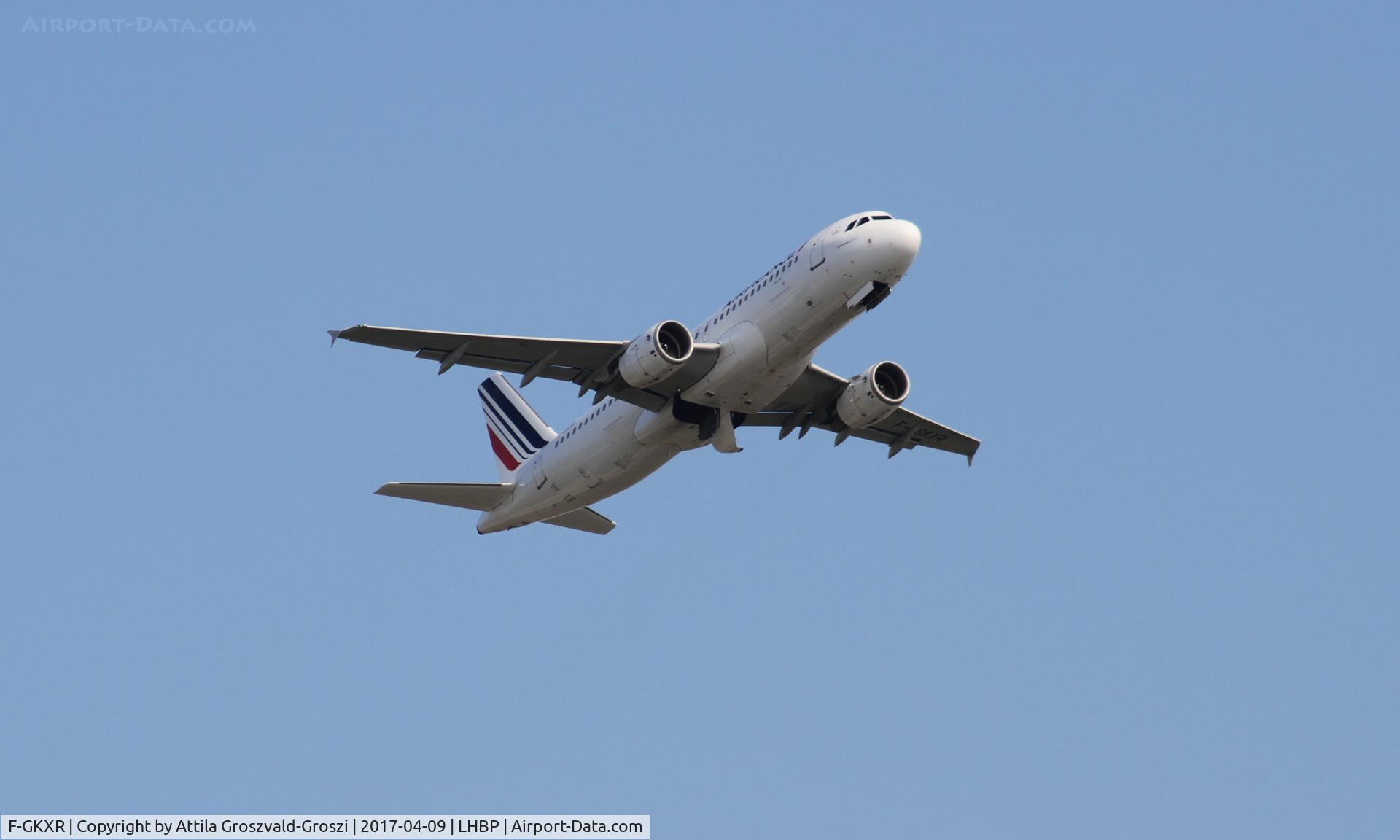 F-GKXR, 2009 Airbus A320-214 C/N 3795, Liszt Ferenc (Ferihegy) Airport, Hungary