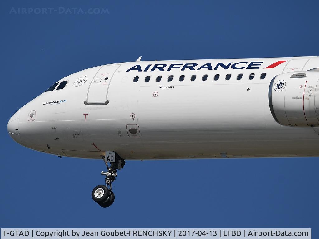 F-GTAD, 1998 Airbus A321-211 C/N 0777, AF7622 Paris CDG to Bordeaux landing runway 23