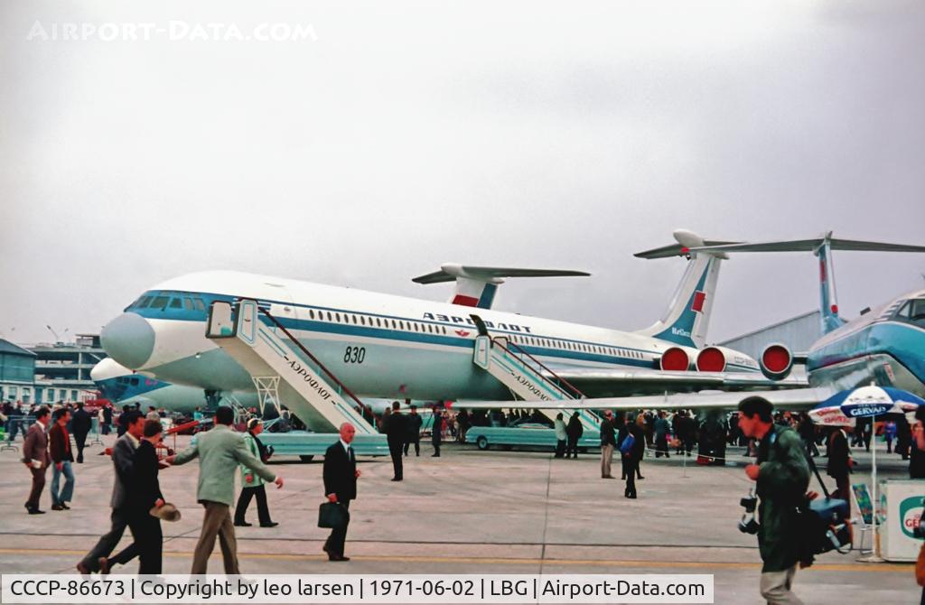 CCCP-86673, 1968 Ilyushin Il-62 C/N 70303, Paris Air Show 2.6.1971