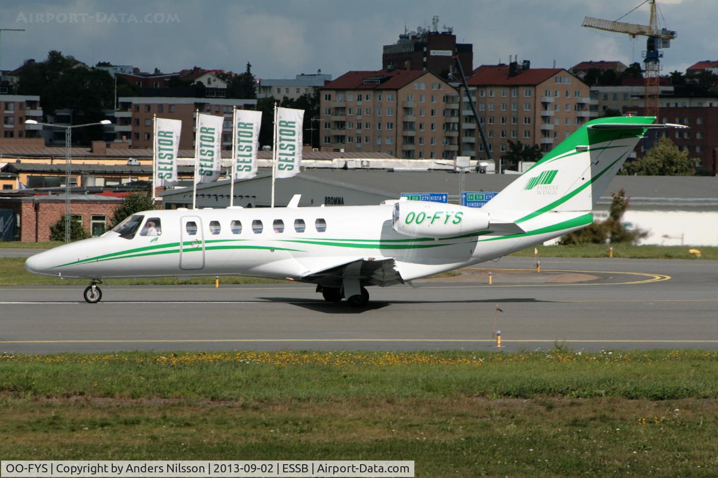 OO-FYS, 2007 Cessna 525B CitationJet CJ3 C/N 525B-0197, Lining up runway 30.