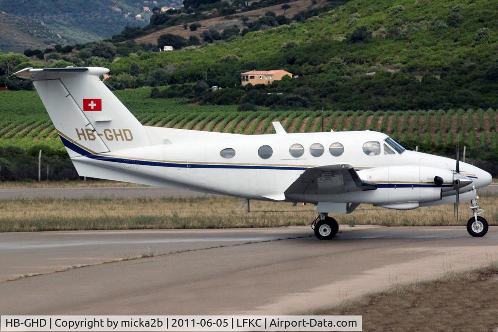 HB-GHD, 1980 Beech F90 King Air C/N LA-50, Taxiing