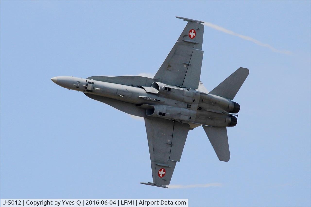 J-5012, McDonnell Douglas F/A-18C Hornet C/N 1352/SFC012, McDonnell Douglas FA-18C Hornet, On display, Istres-Le Tubé Air Base 125 (LFMI-QIE) open day 2016