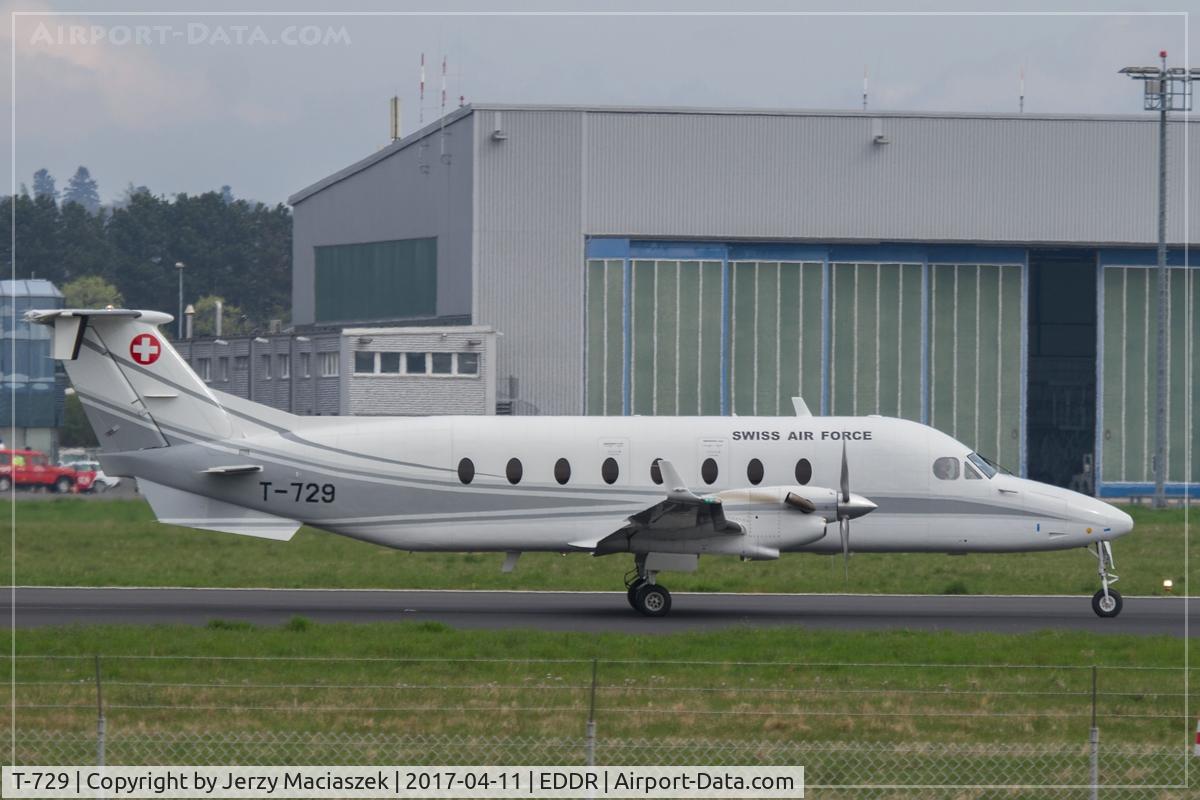 T-729, 1997 Beech 1900D C/N UE-288, Beech 1900D