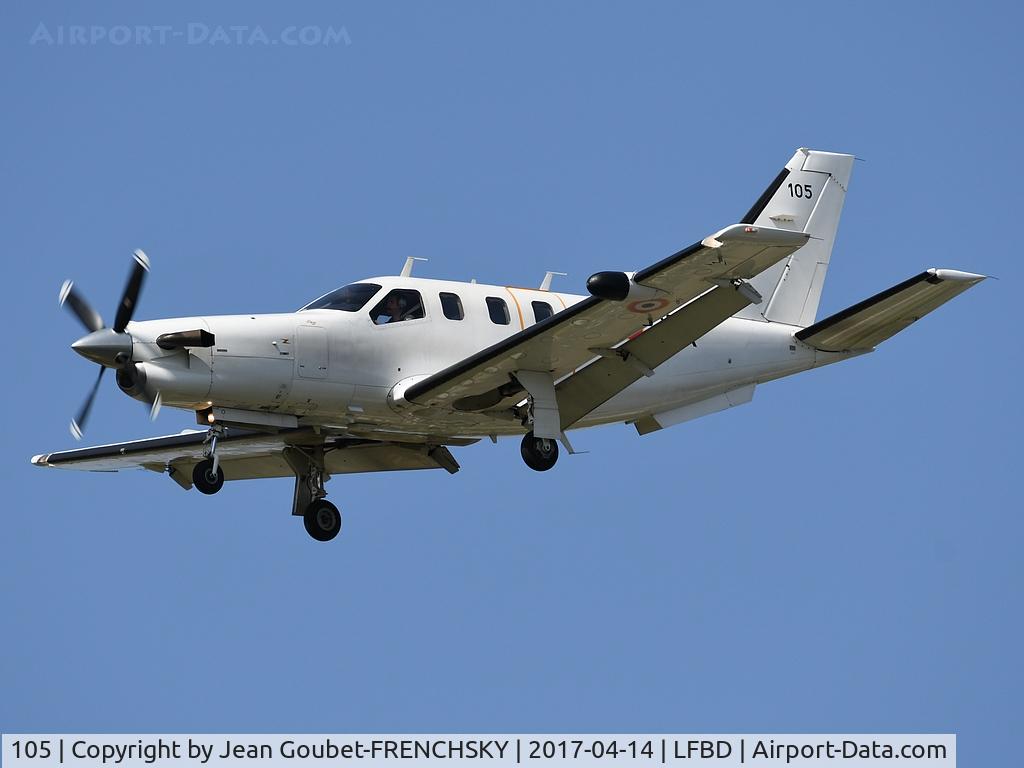 105, Embraer EMB-121AA Xingu C/N 121105, COTAM landing runway 23
