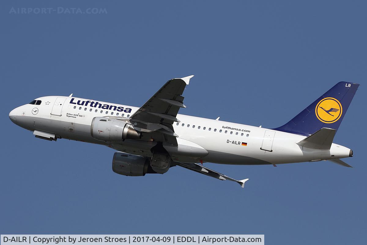 D-AILR, 1997 Airbus A319-114 C/N 723, Dusseldorf Airport