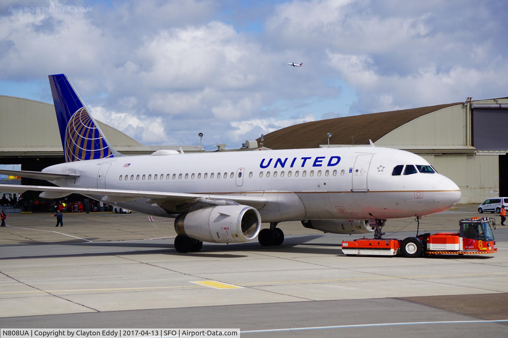 N808UA, 1998 Airbus A319-131 C/N 804, SFO 2017