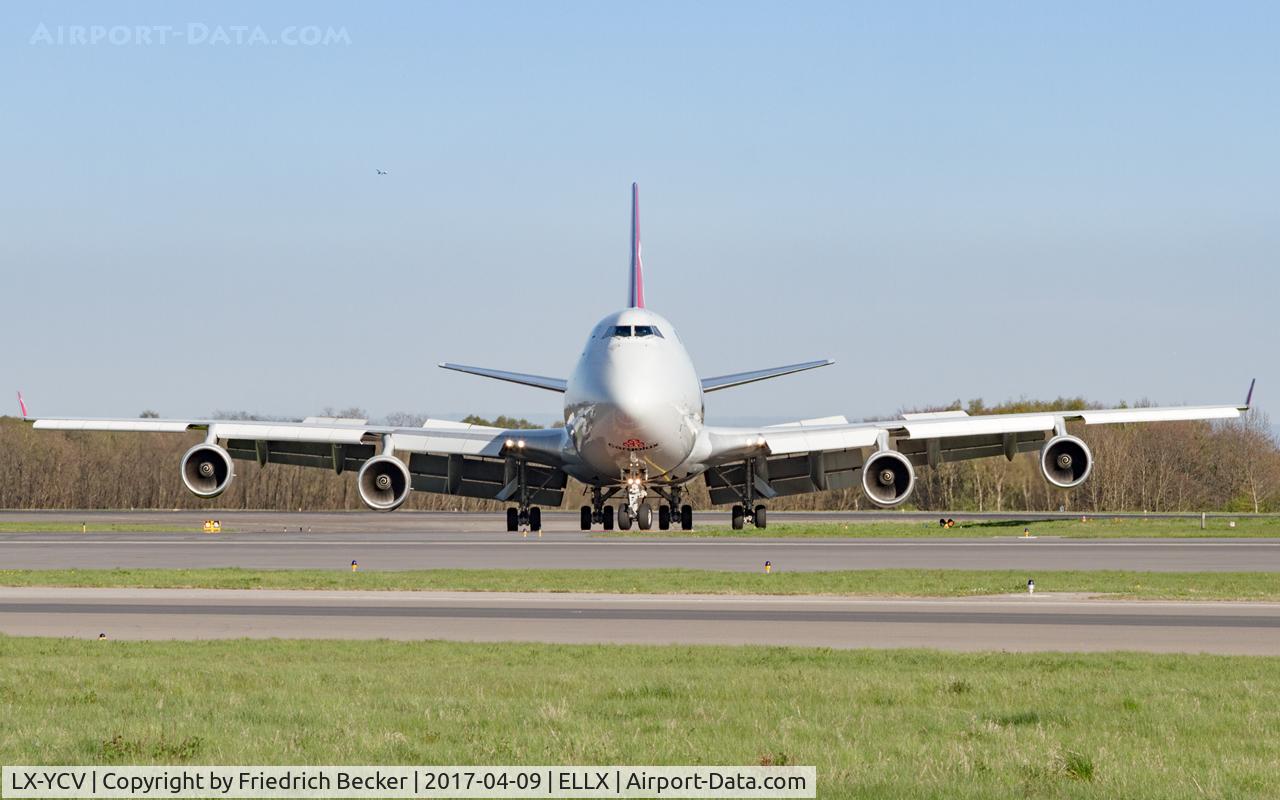 LX-YCV, 2008 Boeing 747-4R7F/SCD C/N 35805/1407, vacating the runway