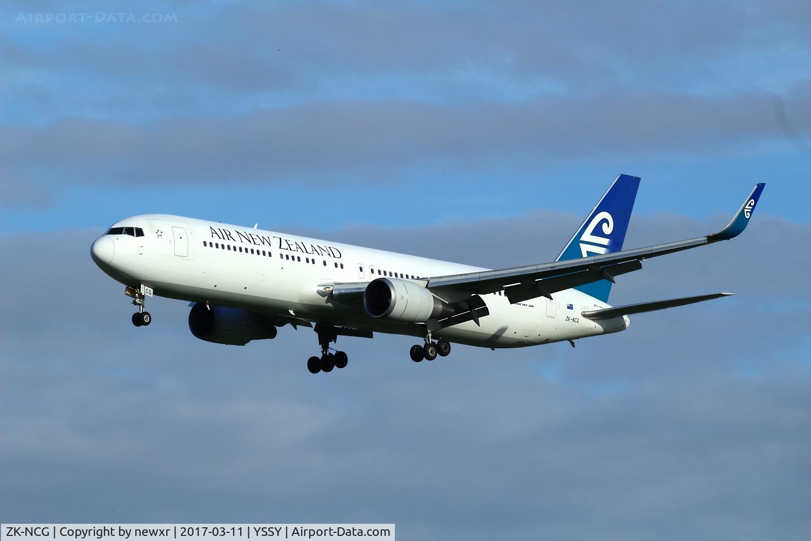 ZK-NCG, 1993 Boeing 767-319 C/N 26912, Early Morning Arrival