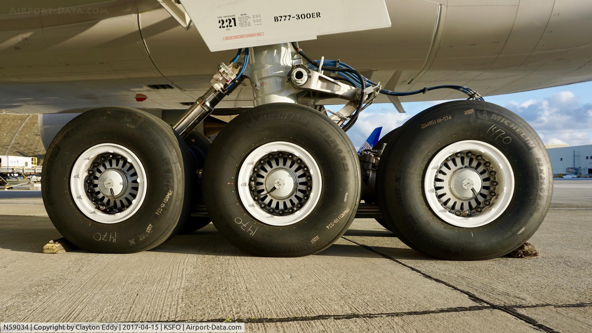 N59034, 2017 Boeing 777-300/ER C/N 62645, SFO 2017