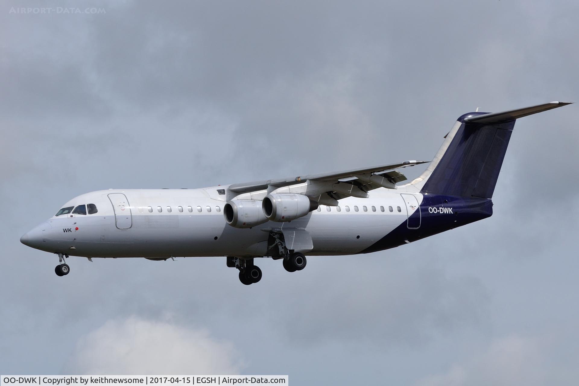 OO-DWK, 1999 British Aerospace Avro 146-RJ100 C/N E3360, Arriving from Brussels for maintenance.