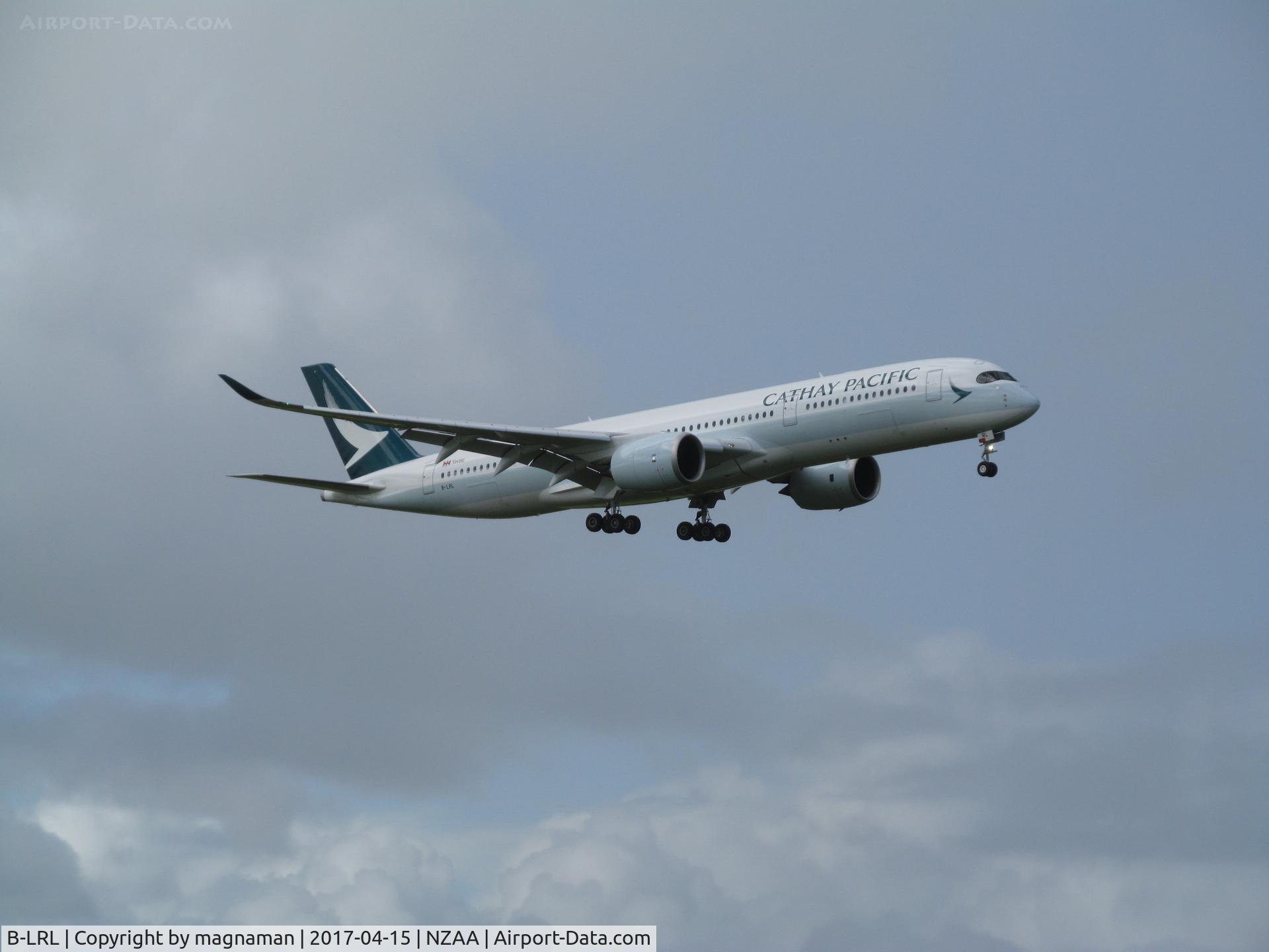 B-LRL, 2017 Airbus A350-941 C/N 072, possibly first visit to AKL