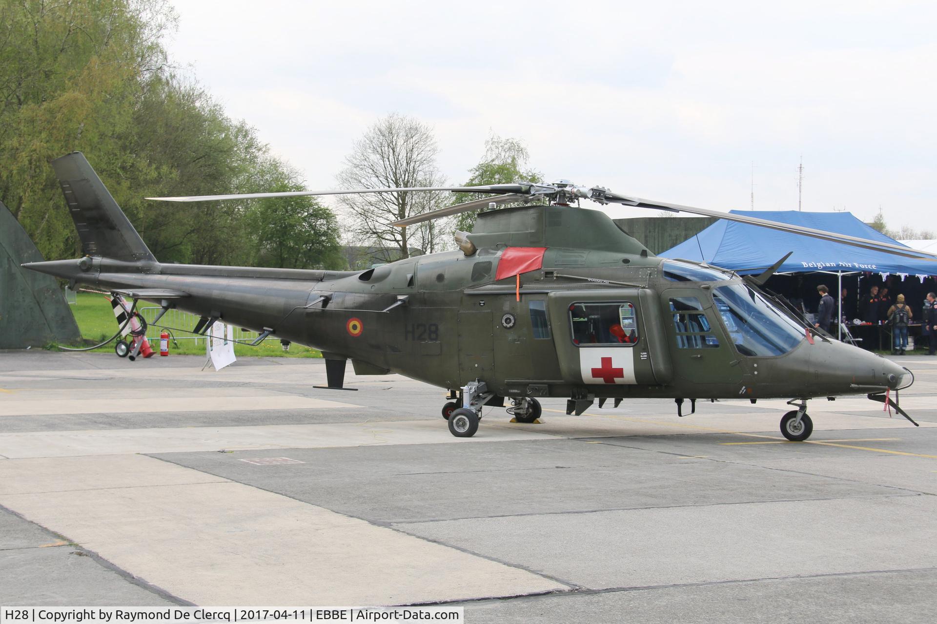 H28, Agusta A-109BA C/N 0328, Static display at the Helidays Beauvechain.