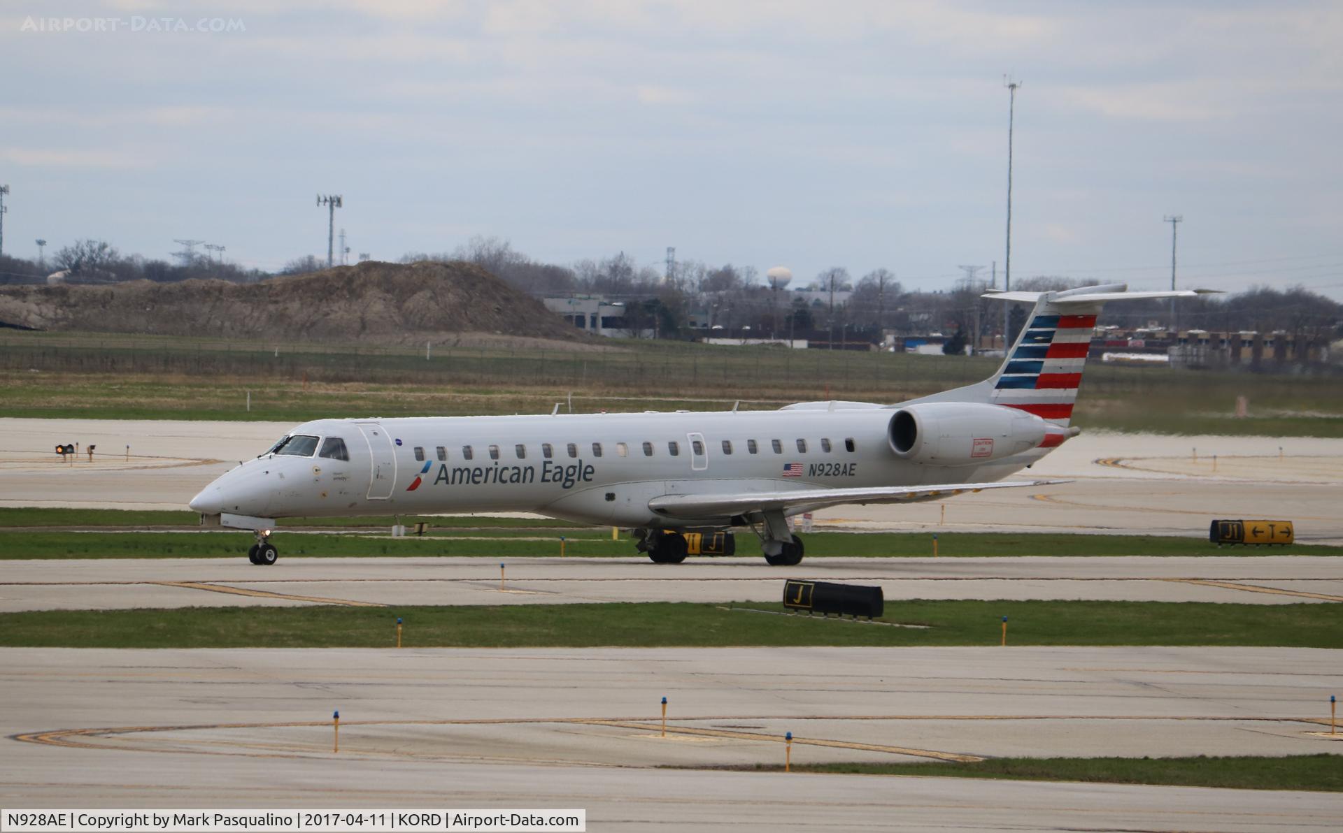 N928AE, 2005 Embraer Embraer EMB-145LR C/N 14500911, EMB-145LR