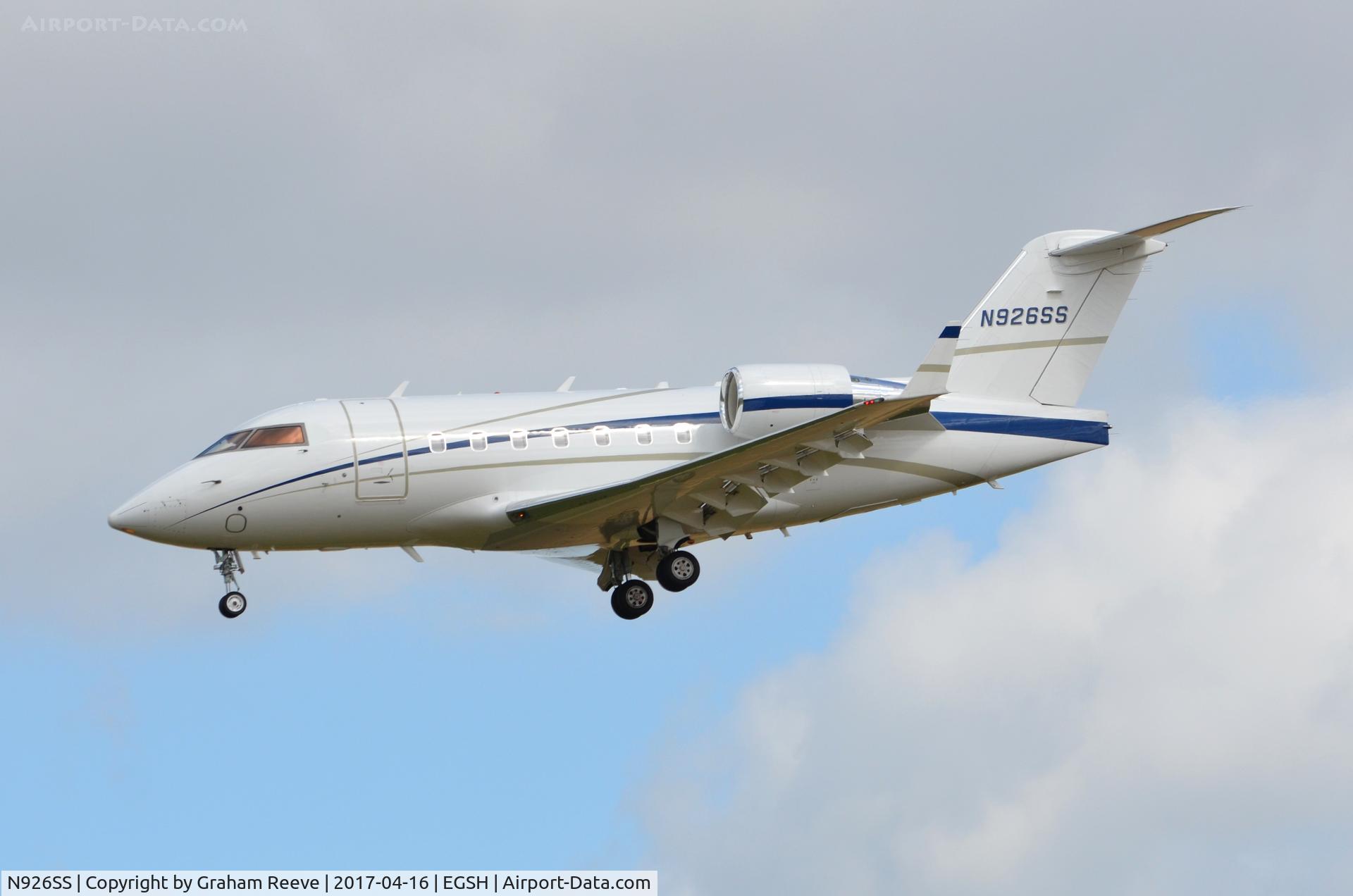 N926SS, 1999 Bombardier Challenger 604 (CL-600-2B16) C/N 5436, Landing at Norwich.