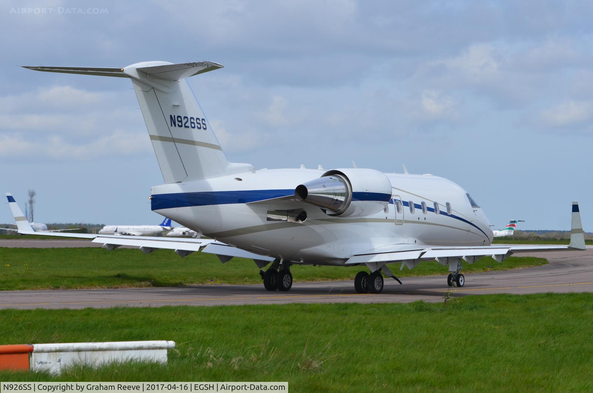 N926SS, 1999 Bombardier Challenger 604 (CL-600-2B16) C/N 5436, Departing from Norwich.