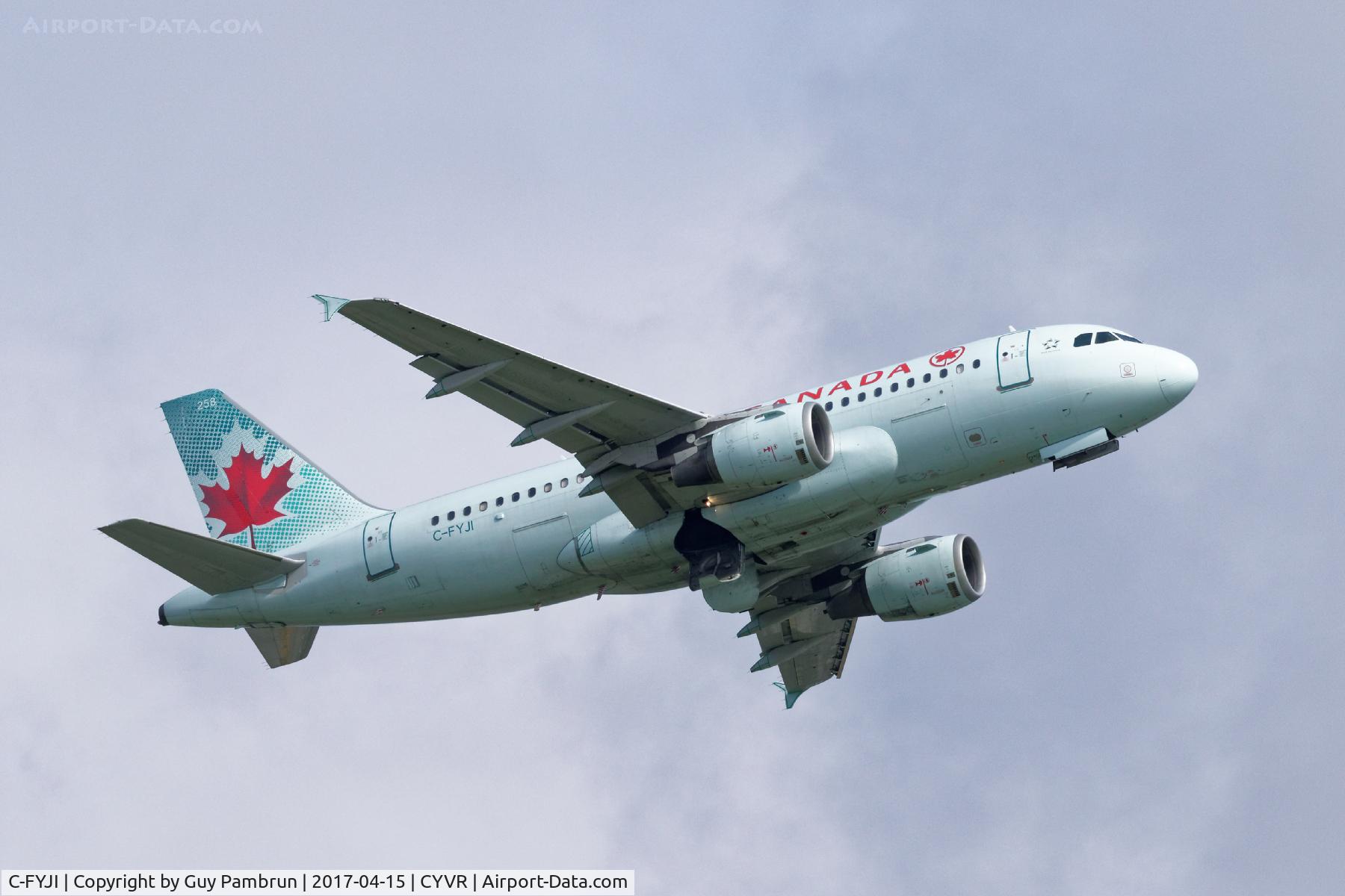 C-FYJI, 1997 Airbus A319-114 C/N 682, Departing
