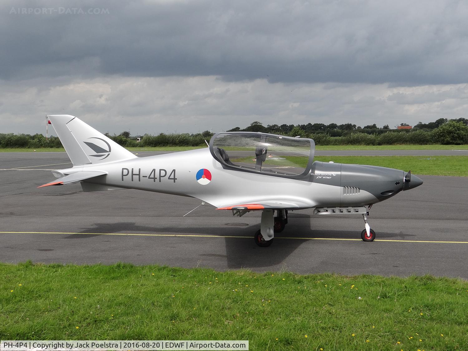 PH-4P4, 2016 Blackshape BS100 C/N BPU-0023, at leer airport