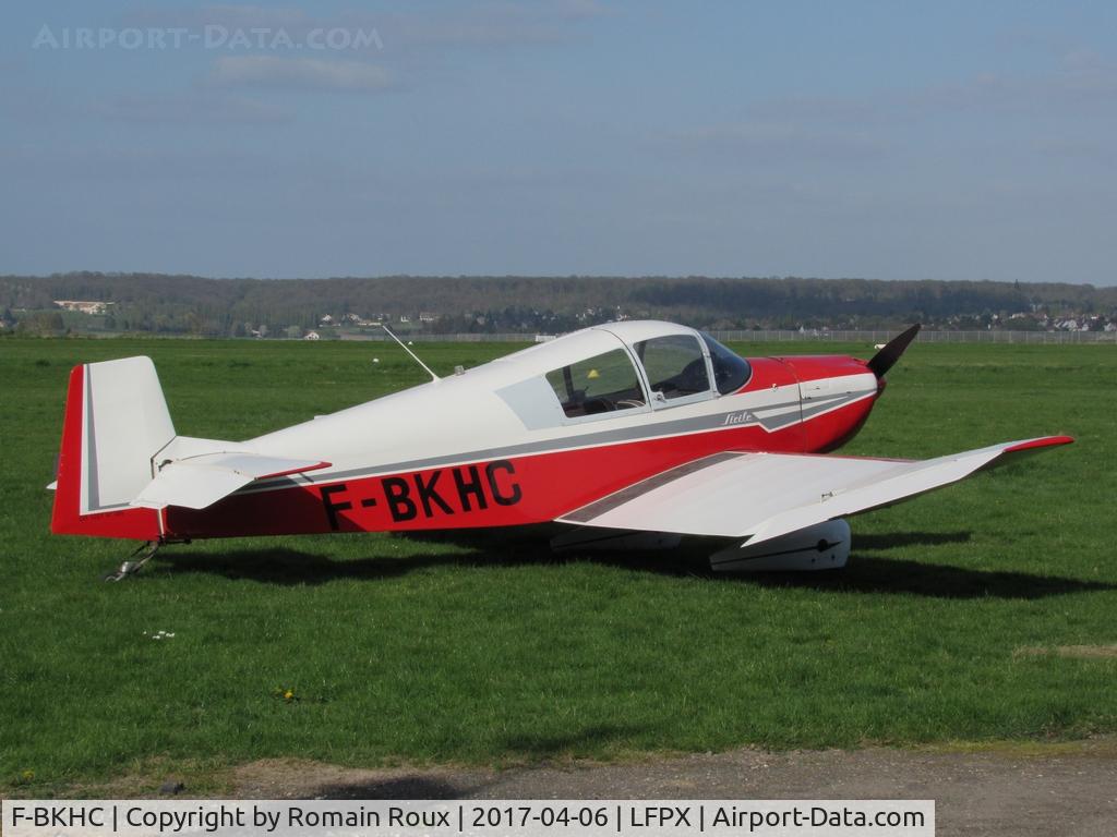 F-BKHC, CEA JODEL DR 1051 C/N 385, Parked