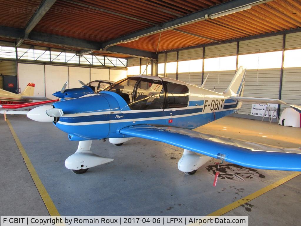 F-GBIT, Robin DR-400-180 Regent C/N 1335, Parked
