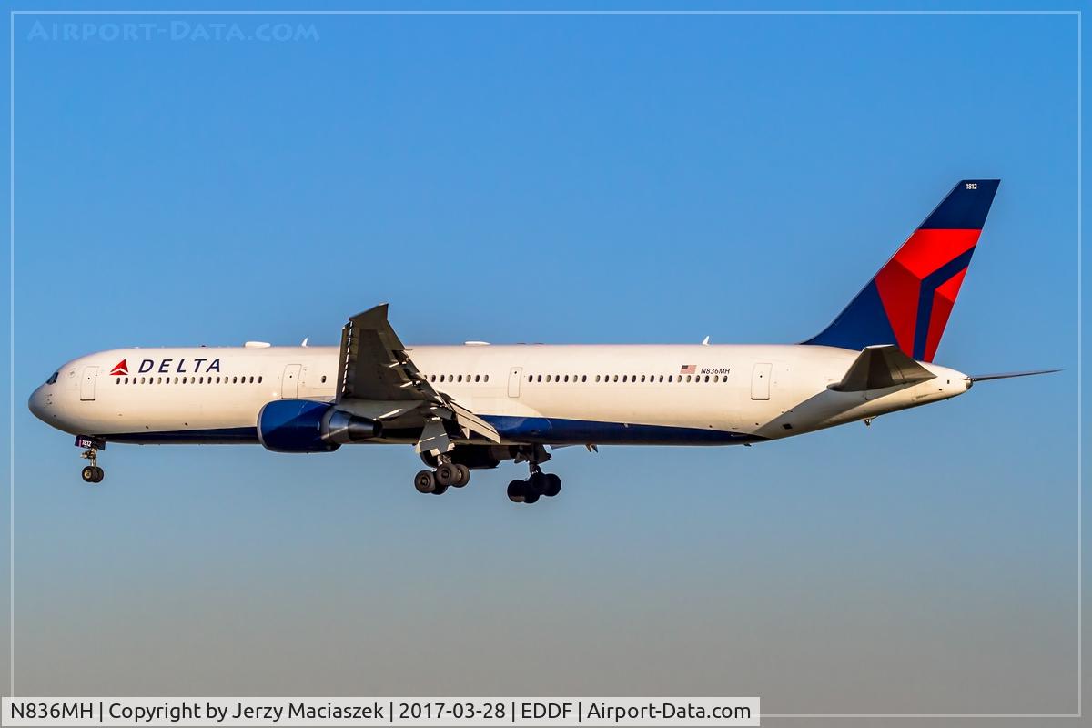 N836MH, 2000 Boeing 767-432/ER C/N 29709, Boeing 767-432ER