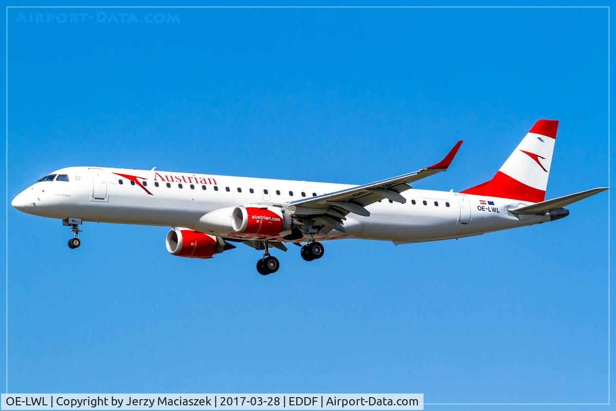 OE-LWL, 2012 Embraer 195LR (ERJ-190-200LR) C/N 19000532, Embraer 195LR