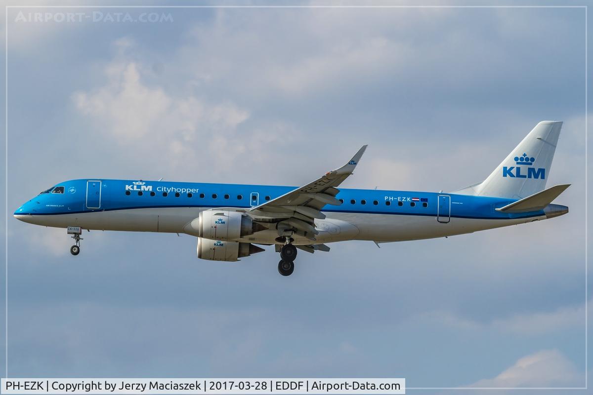 PH-EZK, 2009 Embraer 190LR (ERJ-190-100LR) C/N 19000326, Embraer 190LR