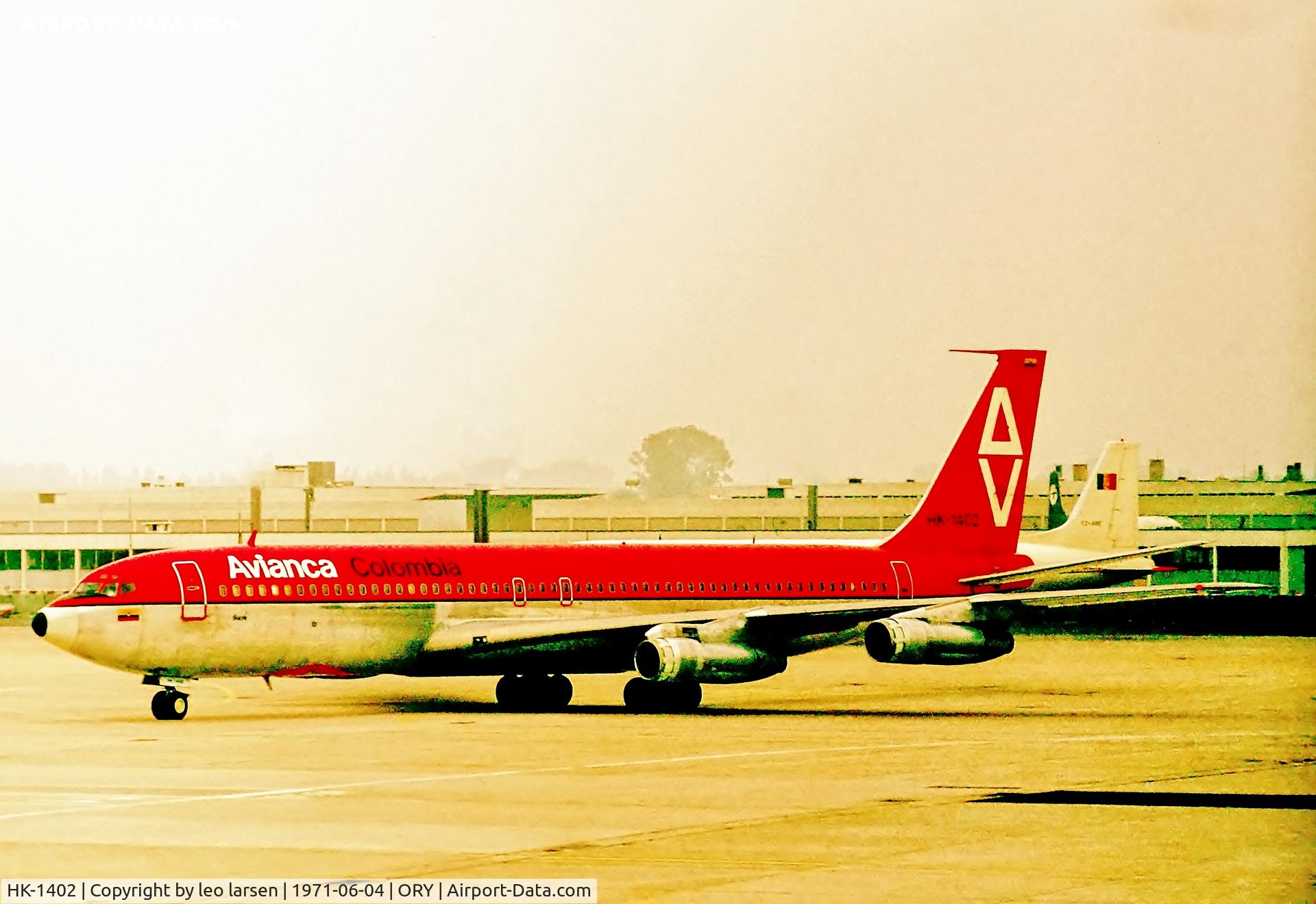 HK-1402, 1968 Boeing 707-359B C/N 19741, Paris Orly 4.6.1971