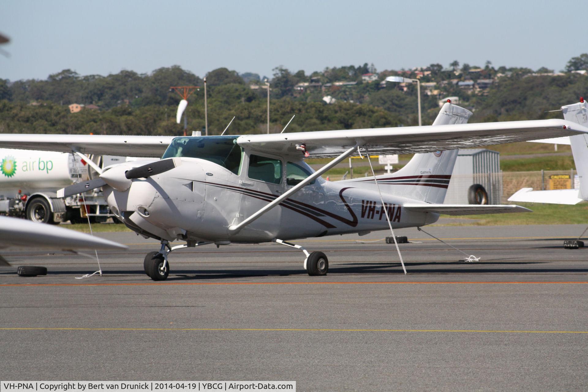 VH-PNA, 1980 Cessna R182 Skylane RG C/N R18201464, VH-PNA