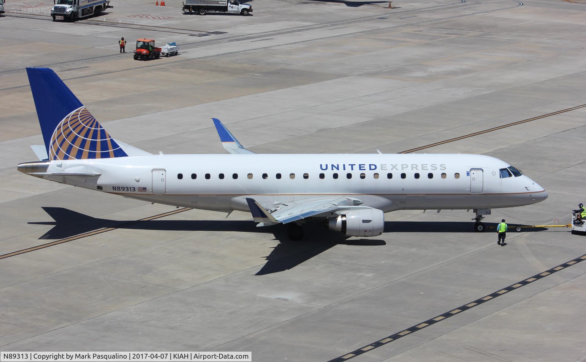 N89313, 2014 Embraer 175LR (ERJ-170-200LR) C/N 17000433, ERJ 170-200 LR