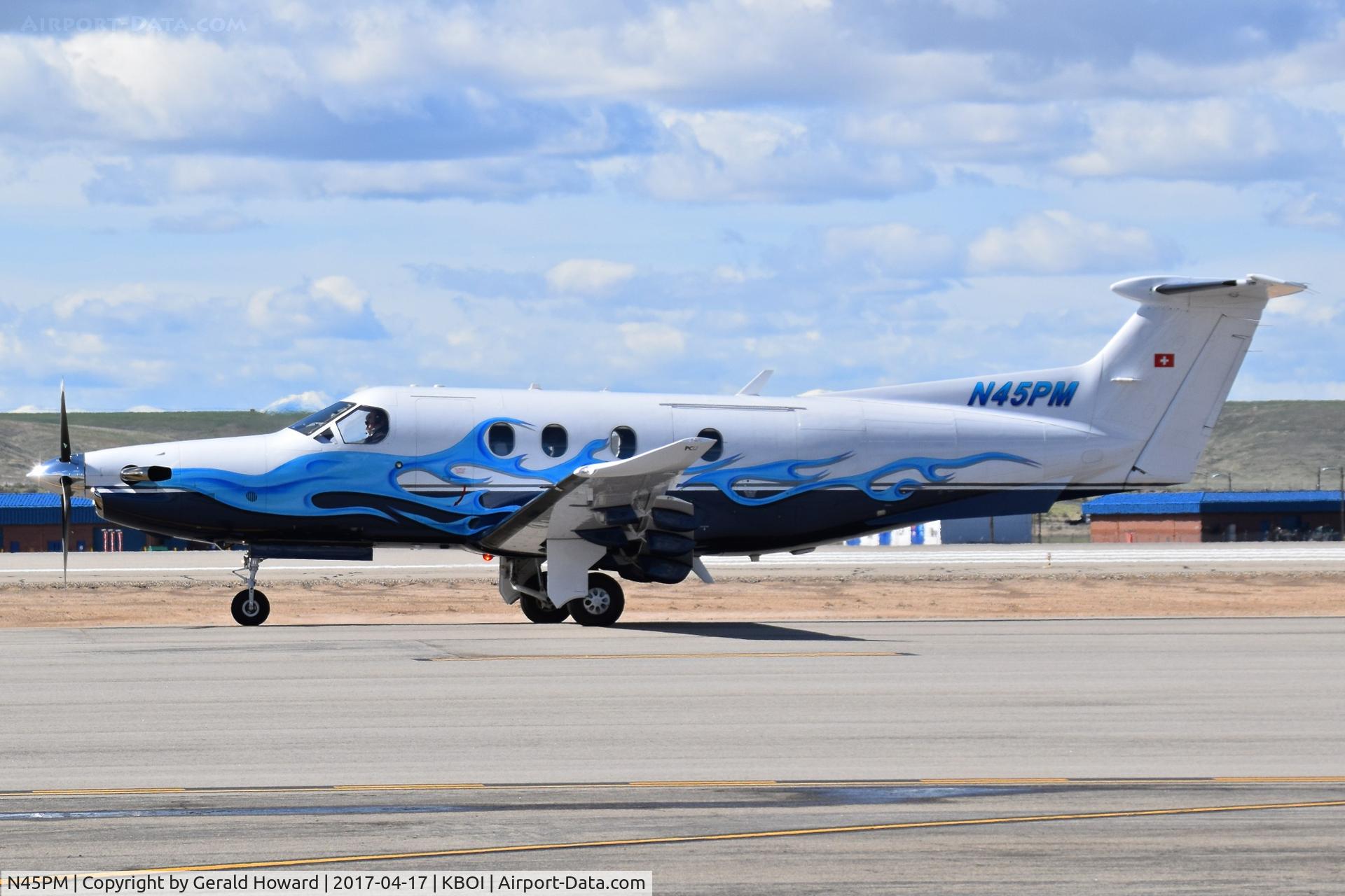 N45PM, 2008 Pilatus PC-12/47E C/N 1058, On Alpha for RWY 28R.