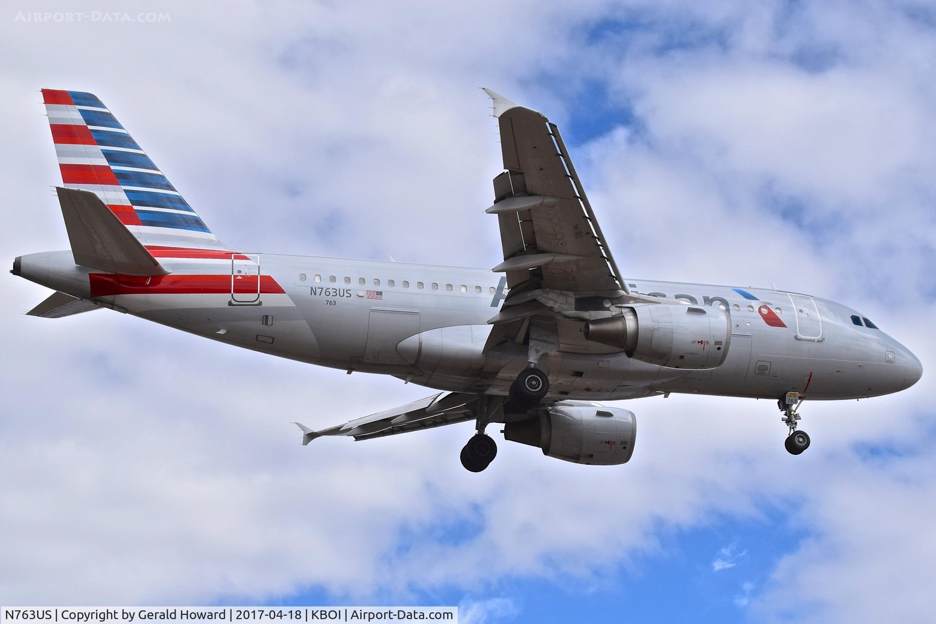 N763US, 2000 Airbus A319-112 C/N 1360, Landing RWY 10L.