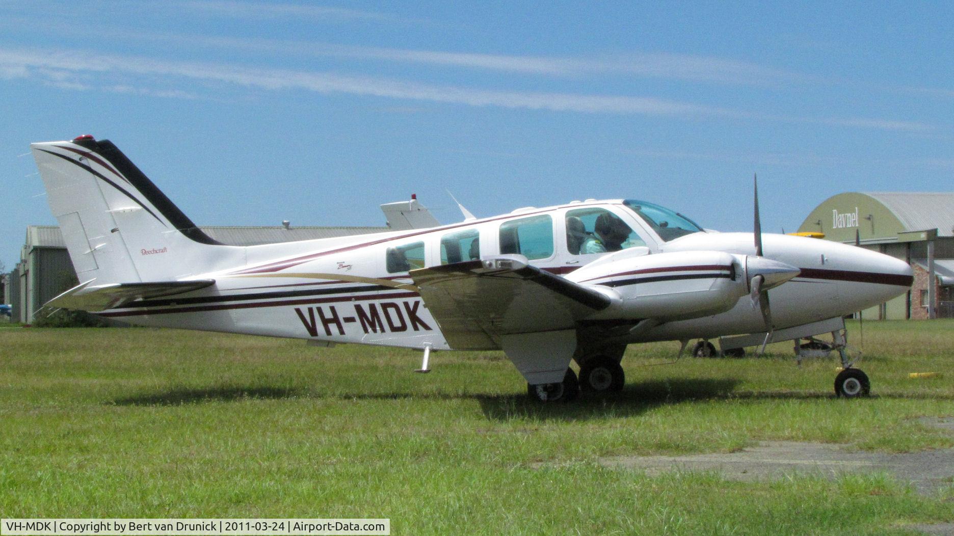 VH-MDK, 1998 Raytheon Aircraft Company 58 C/N TH-1853, Caboolture, Qld