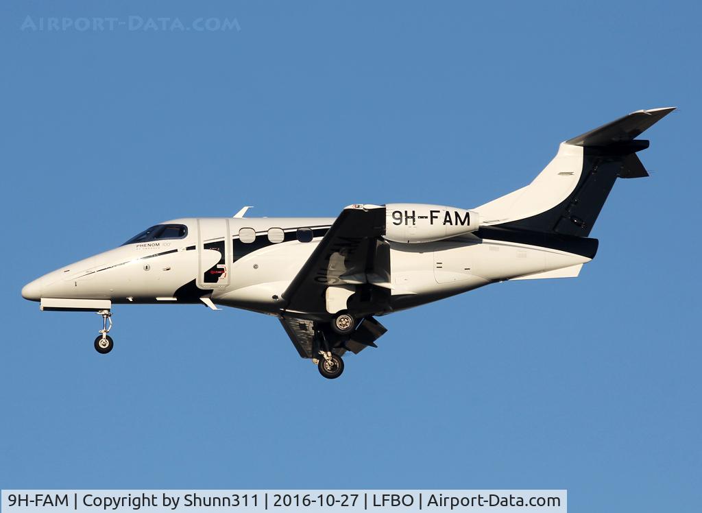 9H-FAM, 2009 Embraer EMB-500 Phenom 100 C/N 50000100, Landing rwy 32L