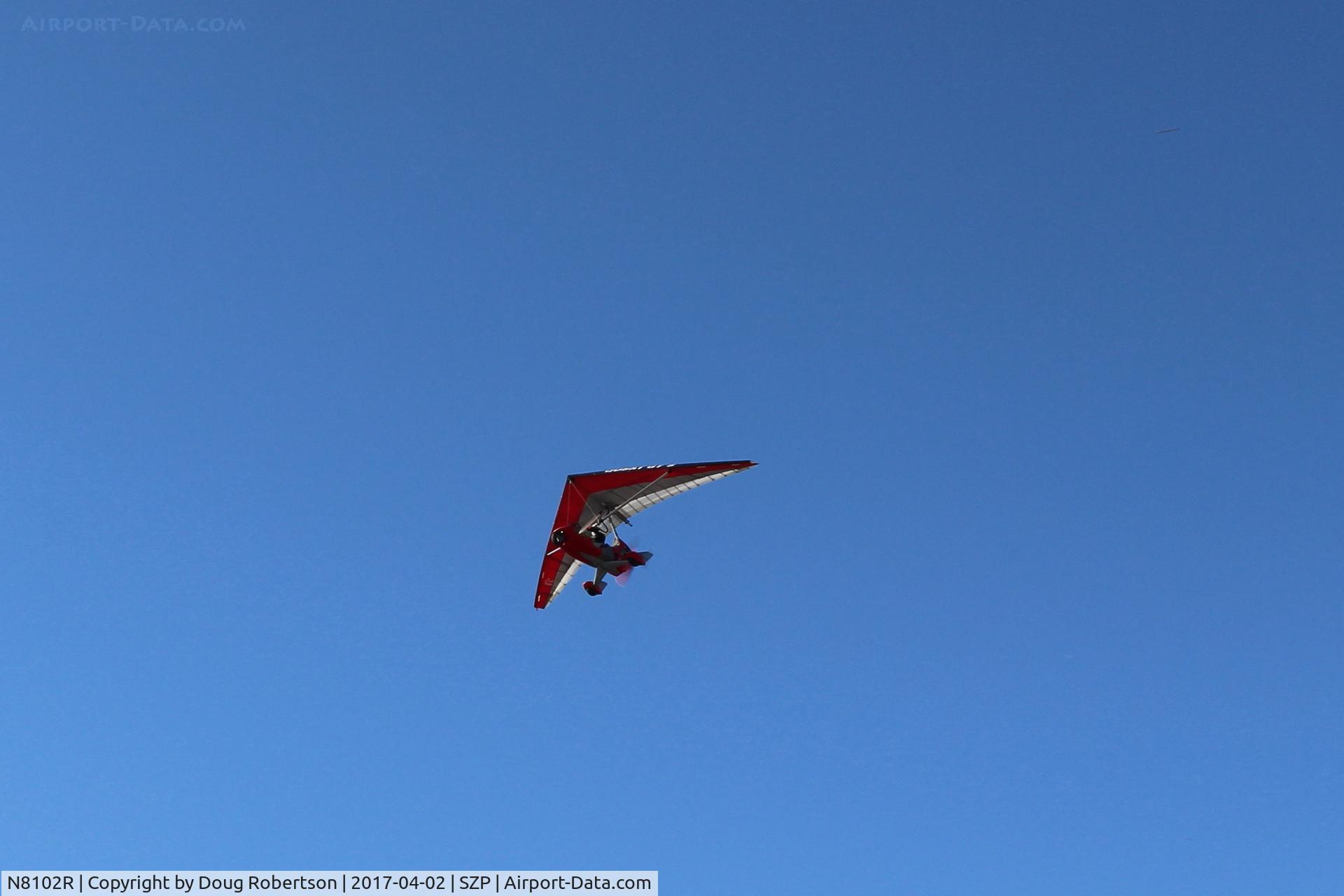 N8102R, 2005 Air Creation Tanarg C/N T05052, 2005 Air Creation USA TANARG, Rotax 912 100 Hp pusher, weight-shift control trike, ignore wing markings, takeoff climb Rwy 04