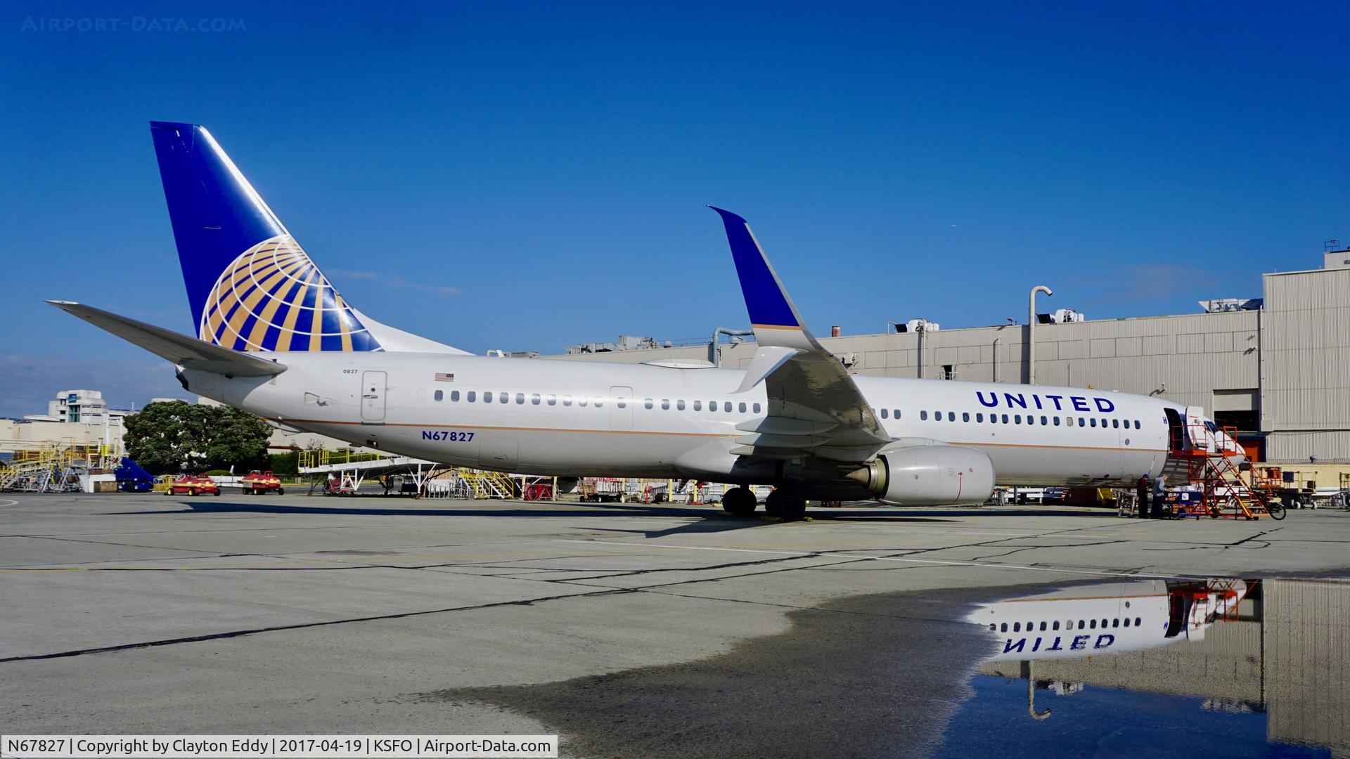 N67827, 2014 Boeing 737-924/ER C/N 44581, SFO 2017.