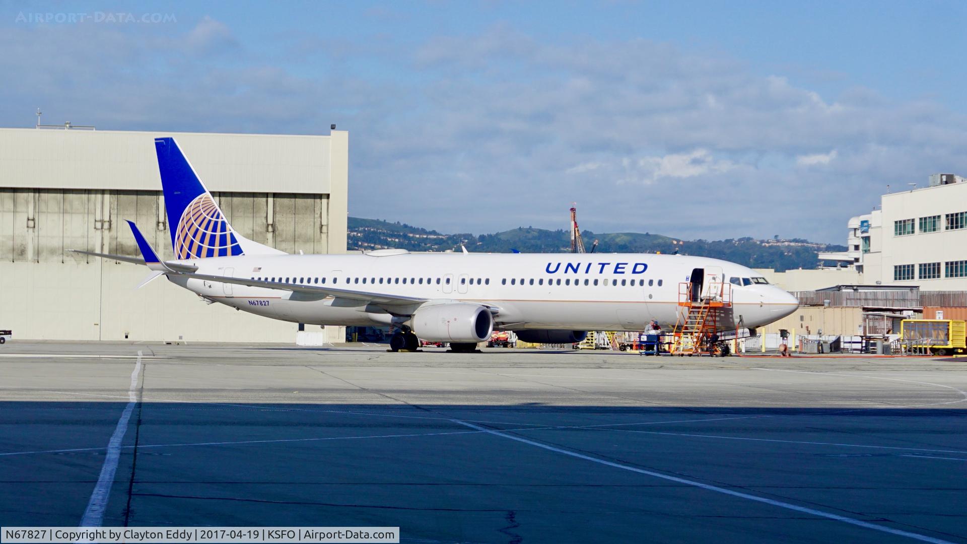 N67827, 2014 Boeing 737-924/ER C/N 44581, SFO 2017.