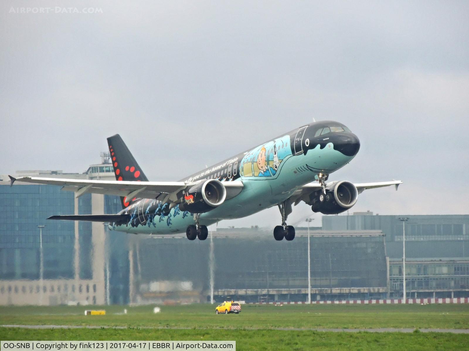 OO-SNB, 2001 Airbus A320-214 C/N 1493, brussel airlines TINTIN LIVERY!