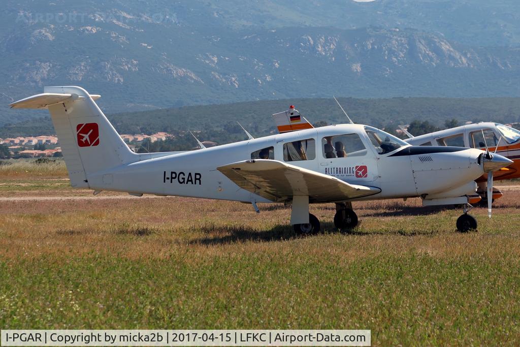 I-PGAR, 1982 Piper PA-28RT-201T Arrow IV C/N 28R-8231063, Parked