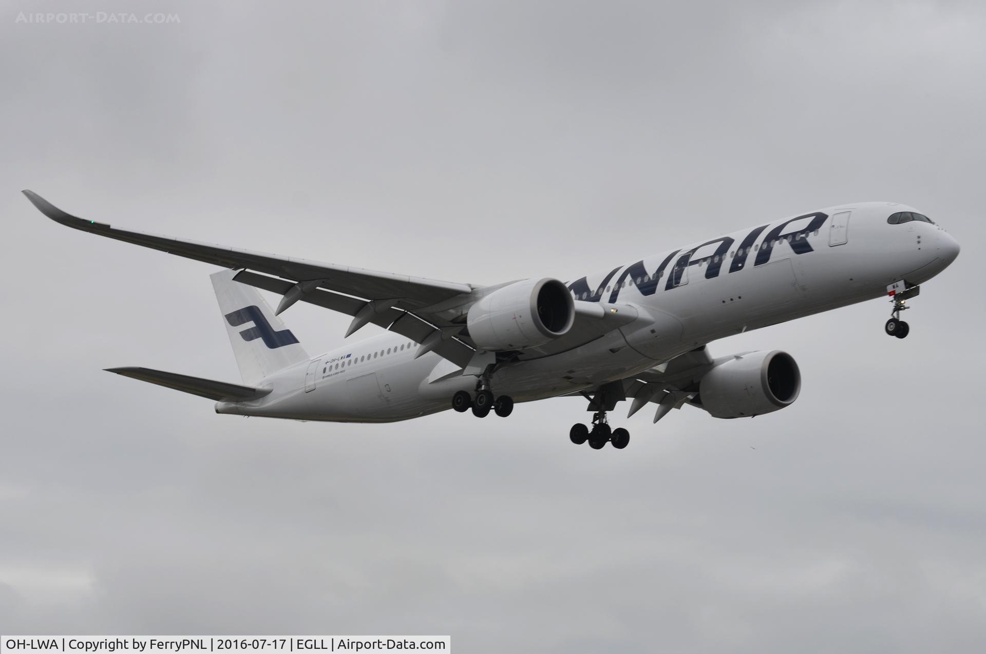 OH-LWA, 2015 Airbus A350-941 C/N 018, Finnair A359 on short final.