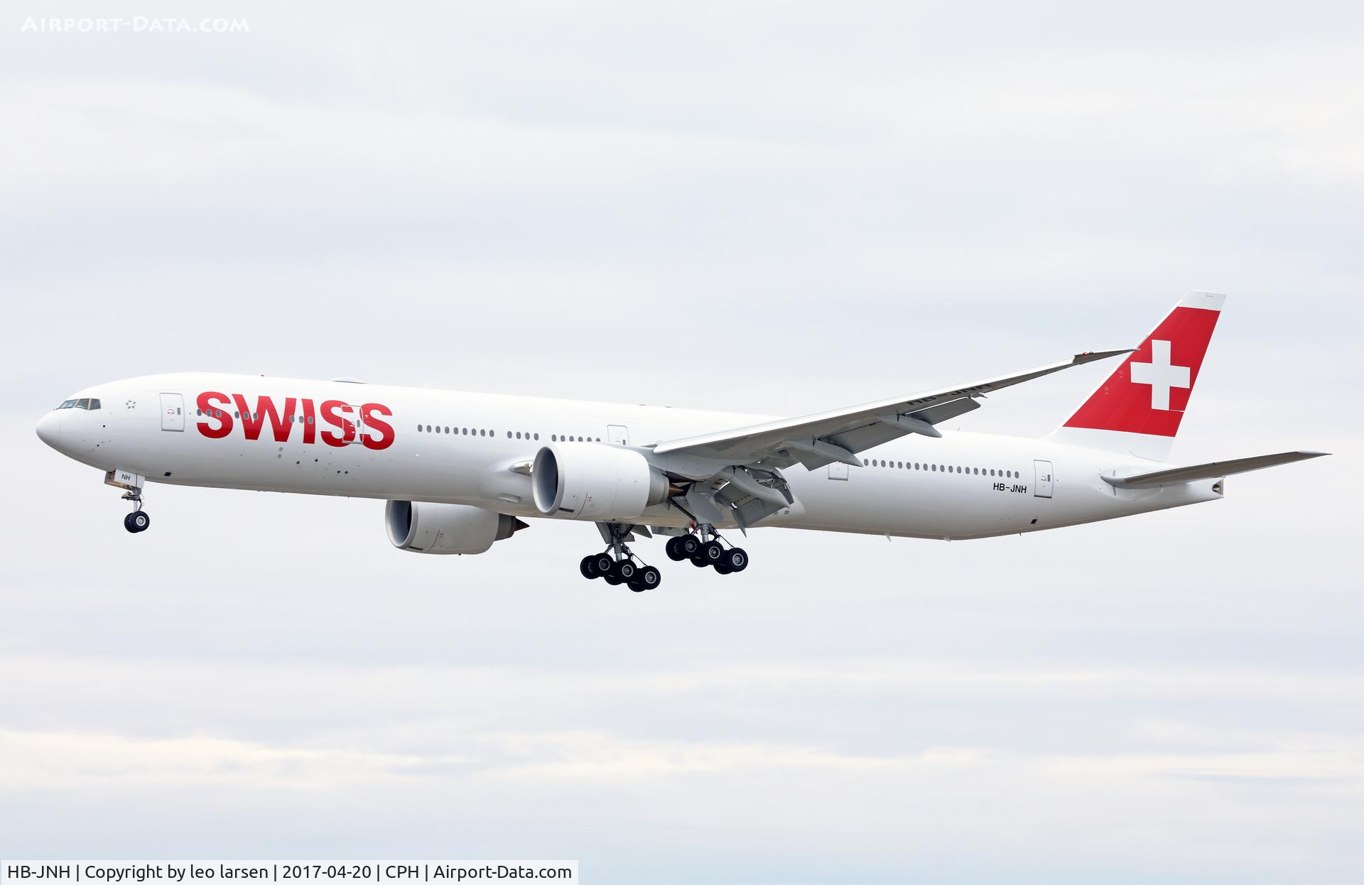 HB-JNH, 2017 Boeing 777-300/ER C/N 62753, Copenhagen 20.4.2017